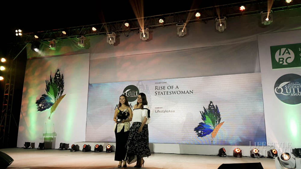 Lifestyle Asia Editor in Chief Anna Sobrepeña and Assistant Editor Sara Siguion-Reyna accepting the Quill award