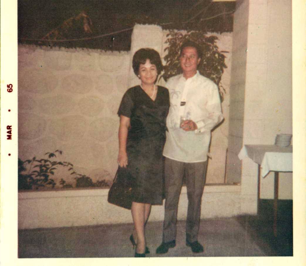 Pat and Virgilio Masigan pose, dressed to the nines. 