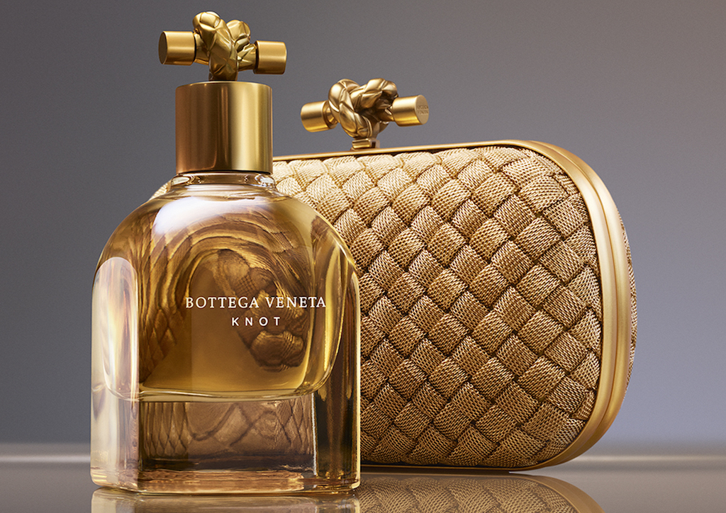 The Knot eu de Parfum was introduced by the brand as “the perfect marriage of understated luxury and fragrance in the world of Bottega Veneta.”