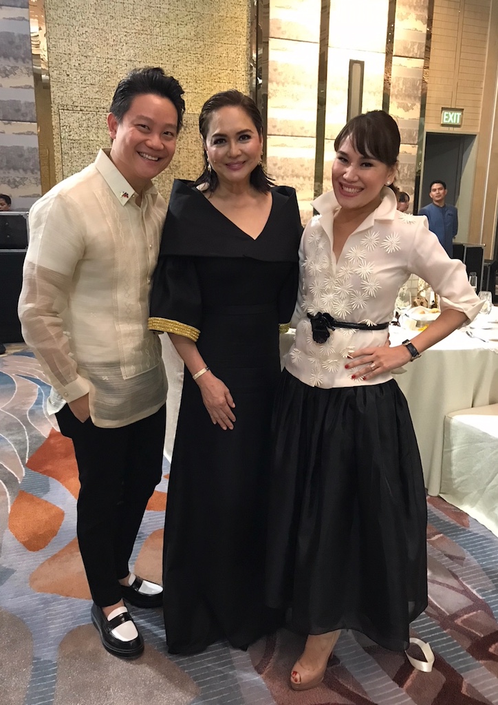 Dr. Z Teo and Dr. Aivee Teo with new Ultherapy Ambassador and Aivee Leaguer, Charo Santos