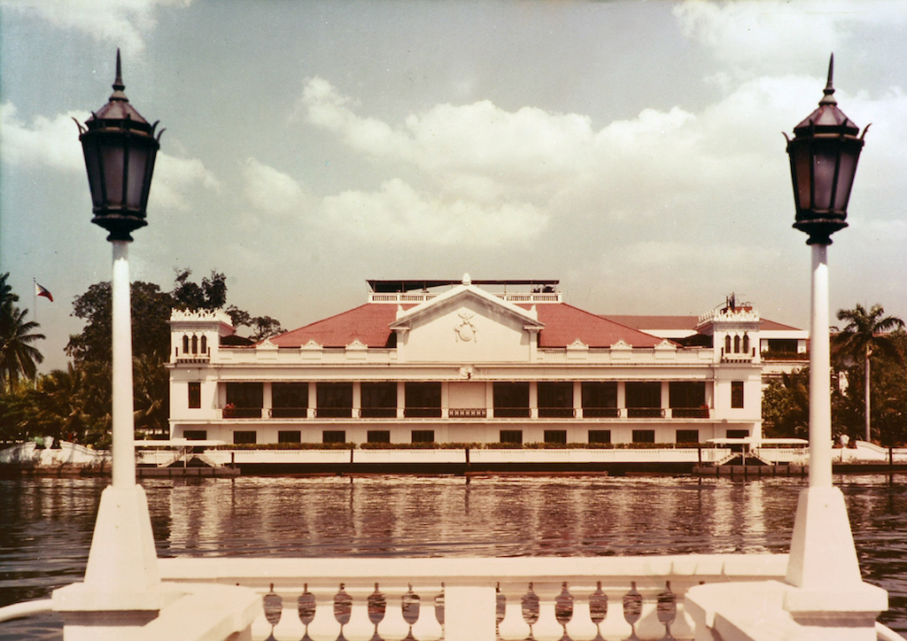 The spirits of dead presidents are said to walk the halls of Malacañang Palace (Photo courtesy of flickr.com)