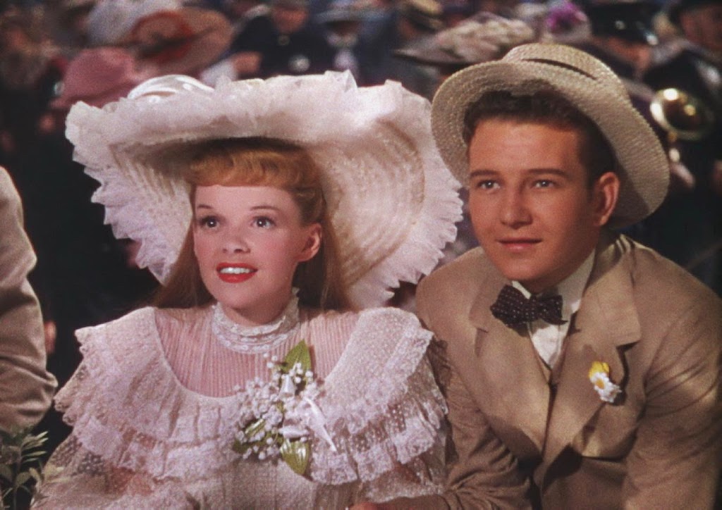 Judy Garland and Tom Drake in Meet Me In St Louis (1944)