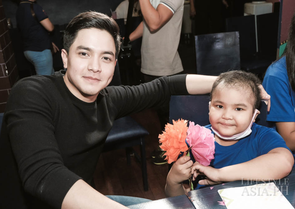 Actor Alden Richards helped Lifestyle Asia during our Make-a-Wish Foundation program on Mother's Day 2017