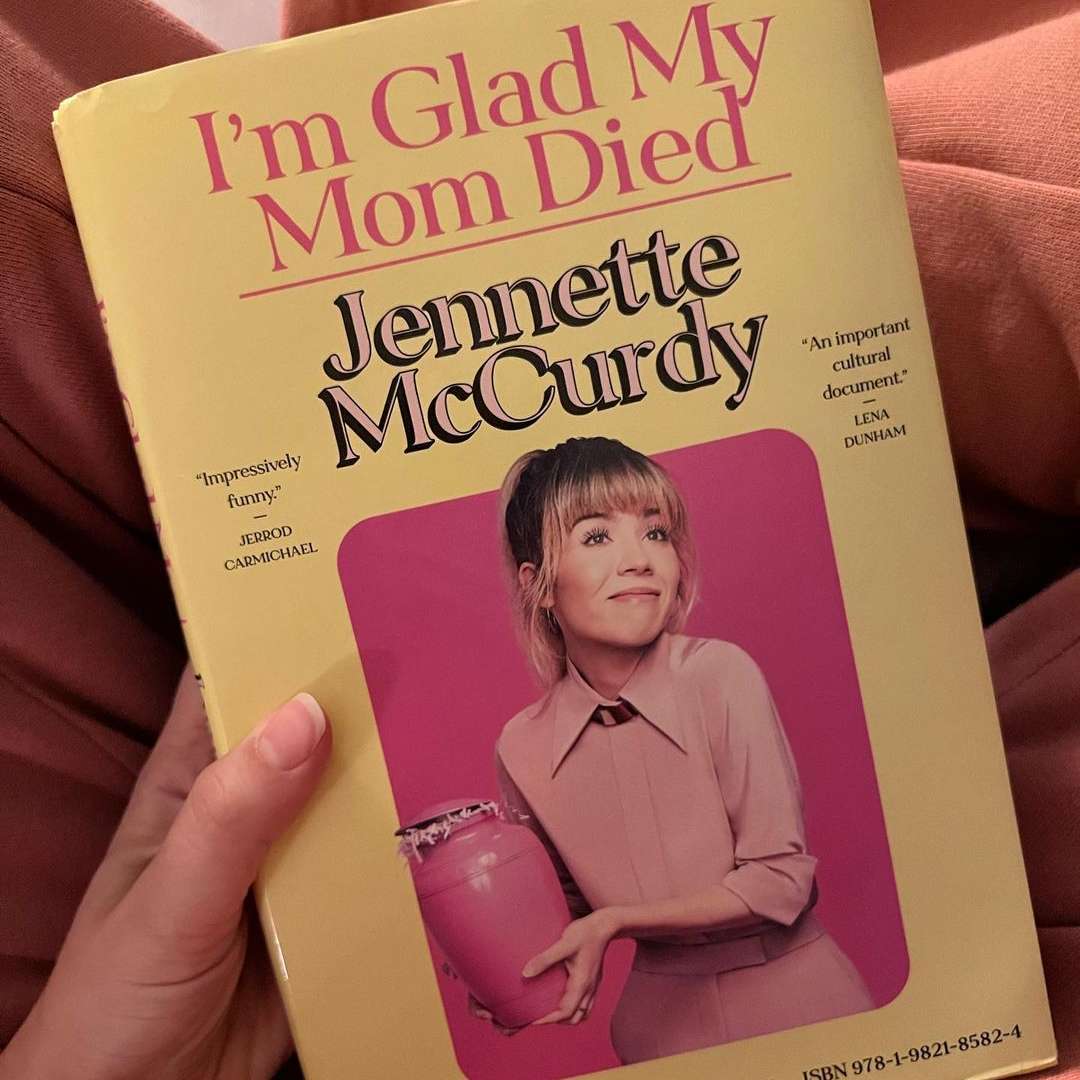 52 Consecutive Weeks and Counting: Jennette McCurdy on the New York Times Best  Seller List for One Year – News and Corporate Information about Simon &  Schuster