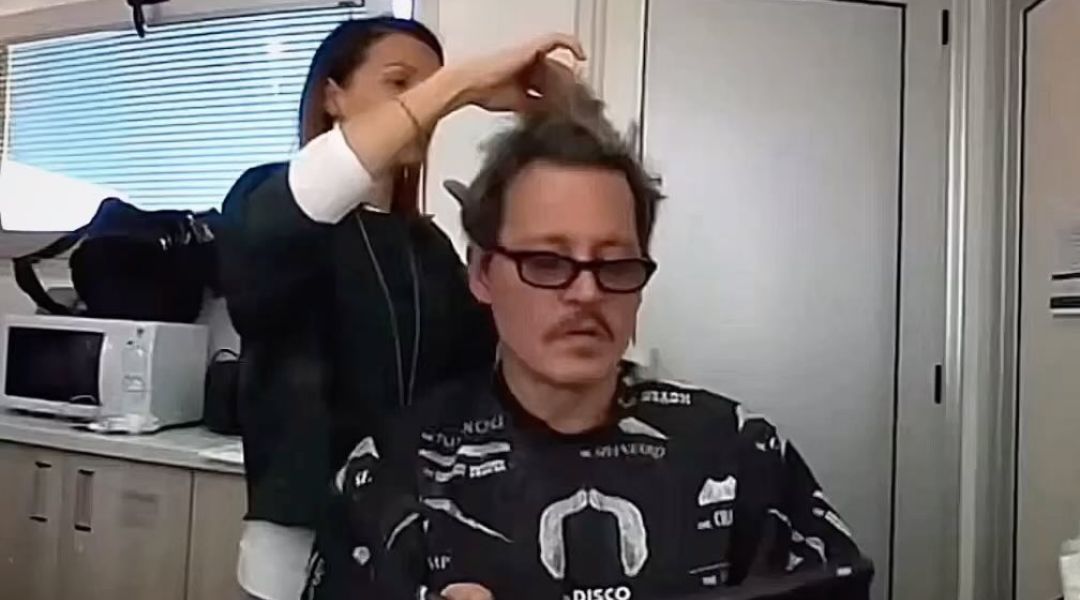 Close Shave Johnny Depp Says Goodbye To His Signature Beard And