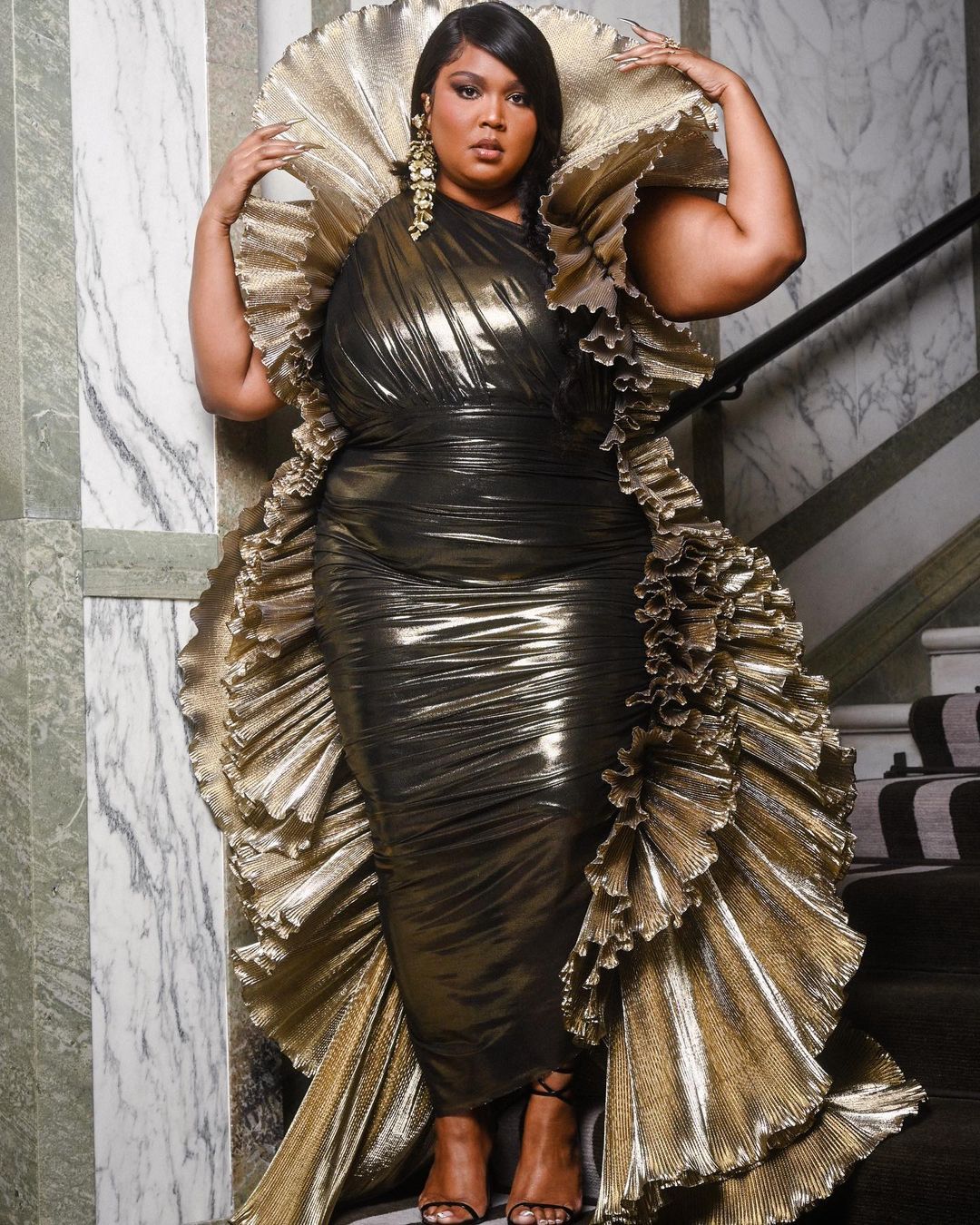 Memorable Outfits from the 2023 BRIT Awards Lizzo