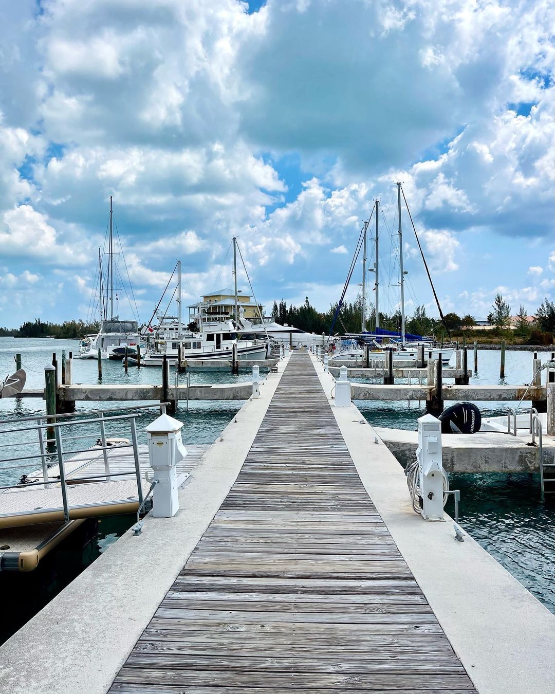 docks of the Grand Bahama Yacht Club