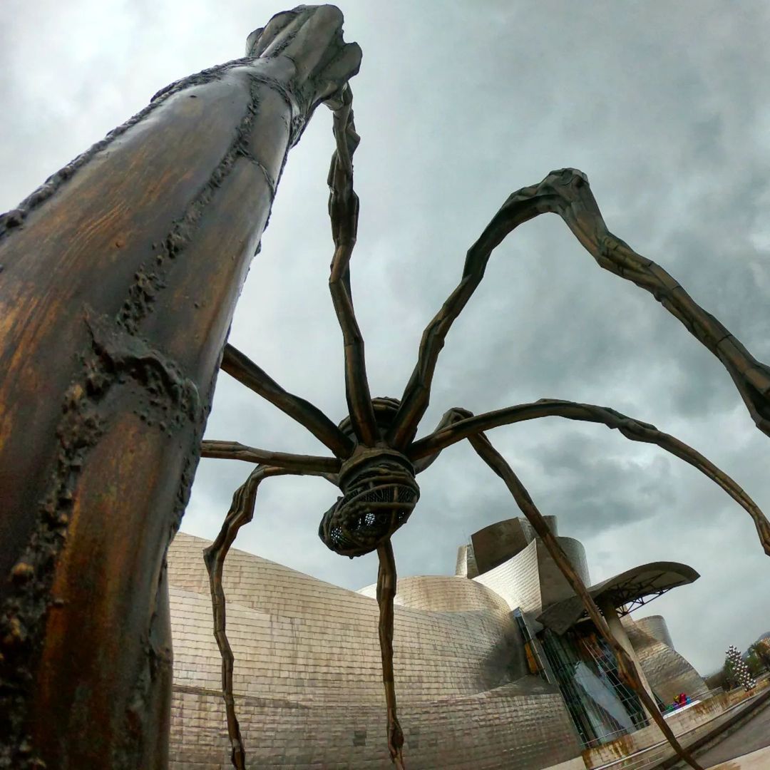 Louise Borges' spider statue "Mamá," which stands outside the museum