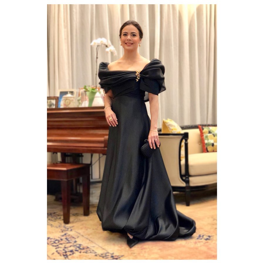 Actress Dawn Zulueta dressed in a terno designed by Pepito Albert for the 2019 ABS-CBN Ball