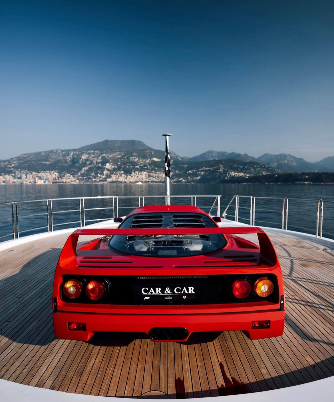 Ferrari F40/Photo via Instagram @carvintage
