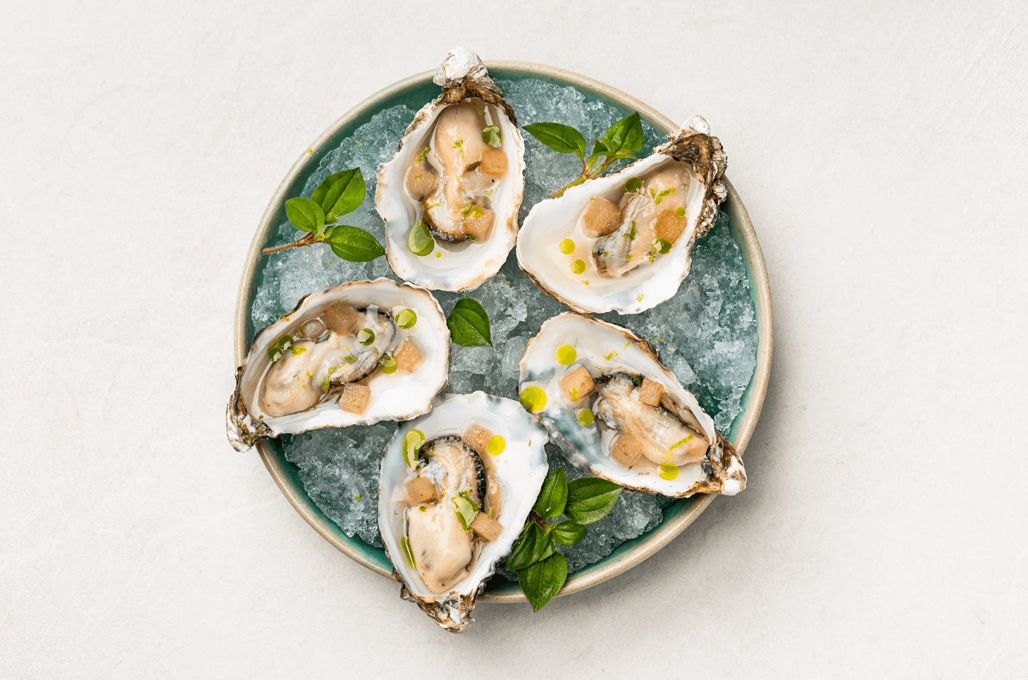 Gallager Premium Oyster with Compressed Pear