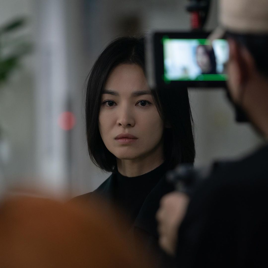 Song Hye-kyo in her role as Moon Dong-eun