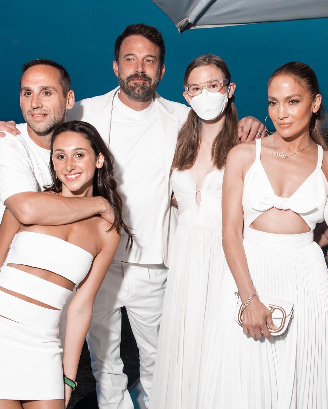 Michael Rubin's White Party Was Star-Studded, Celebs Boogie Down!