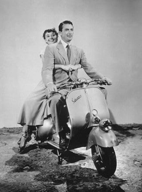 Audrey Hepburn and Gregory Peck old photo in Roman Holiday