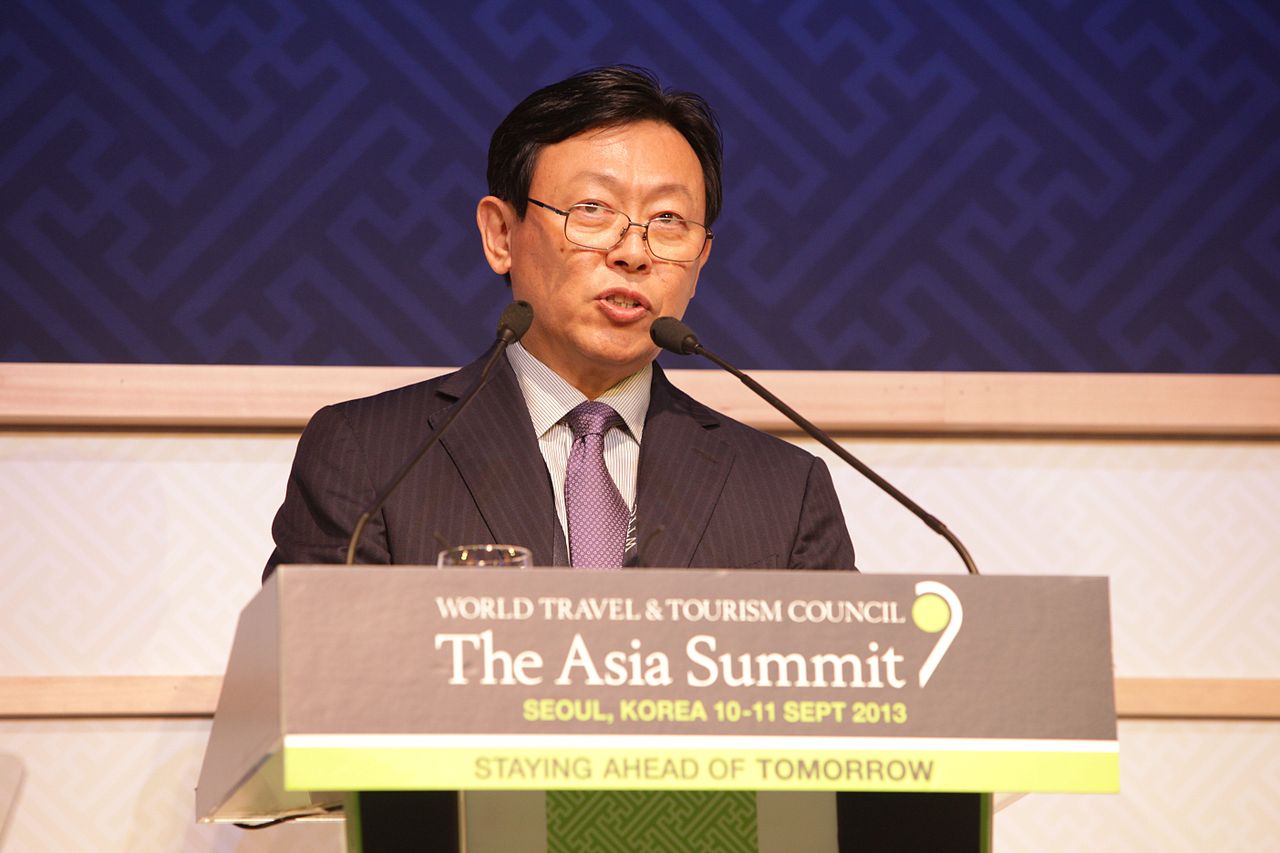 LG chairman and CEO Shin Dong-Bin