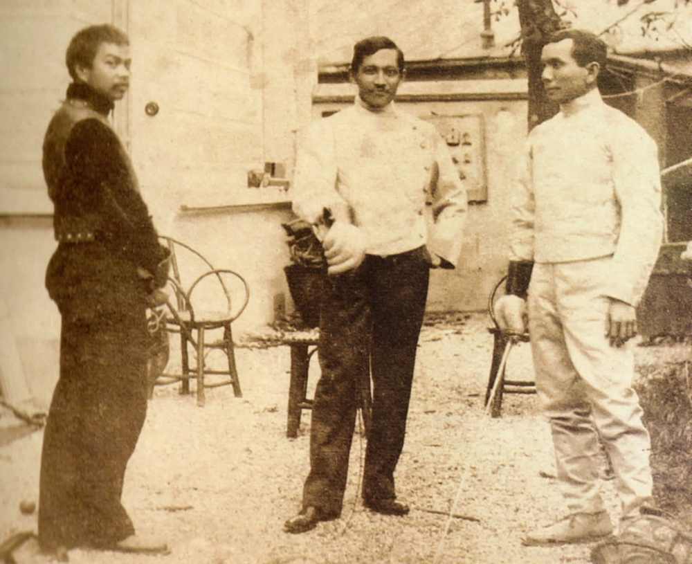 L-R: Juan Luna, José Rizal, and Valentin Ventura