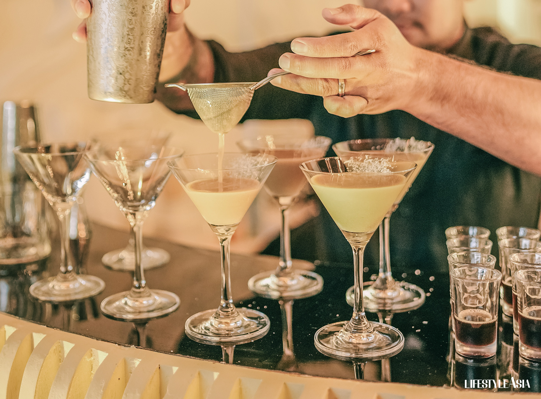 The Sky and Sand cocktail from Sula Spirits being made at the bar