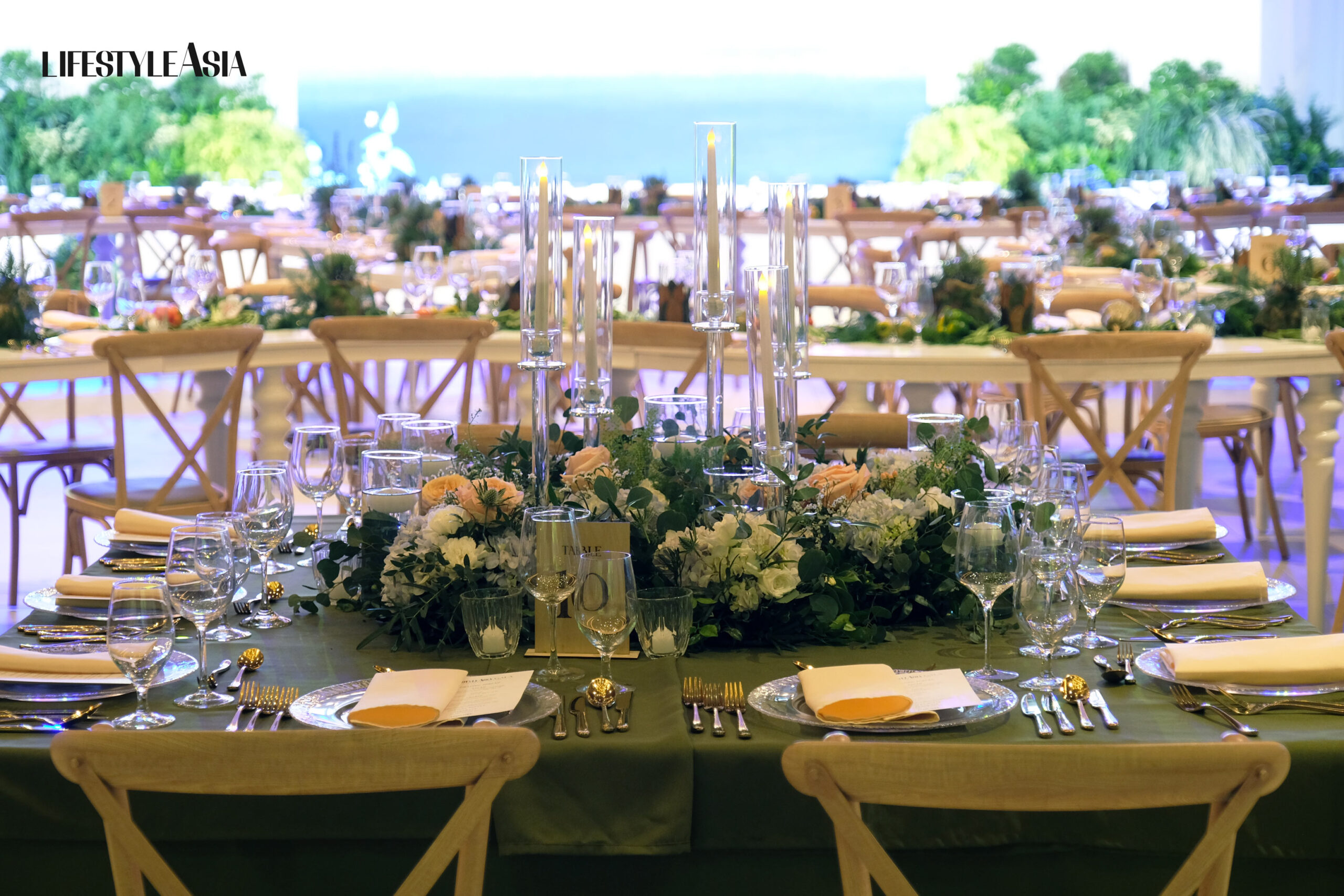 A look at the natural and elegant tablescaping of the gala