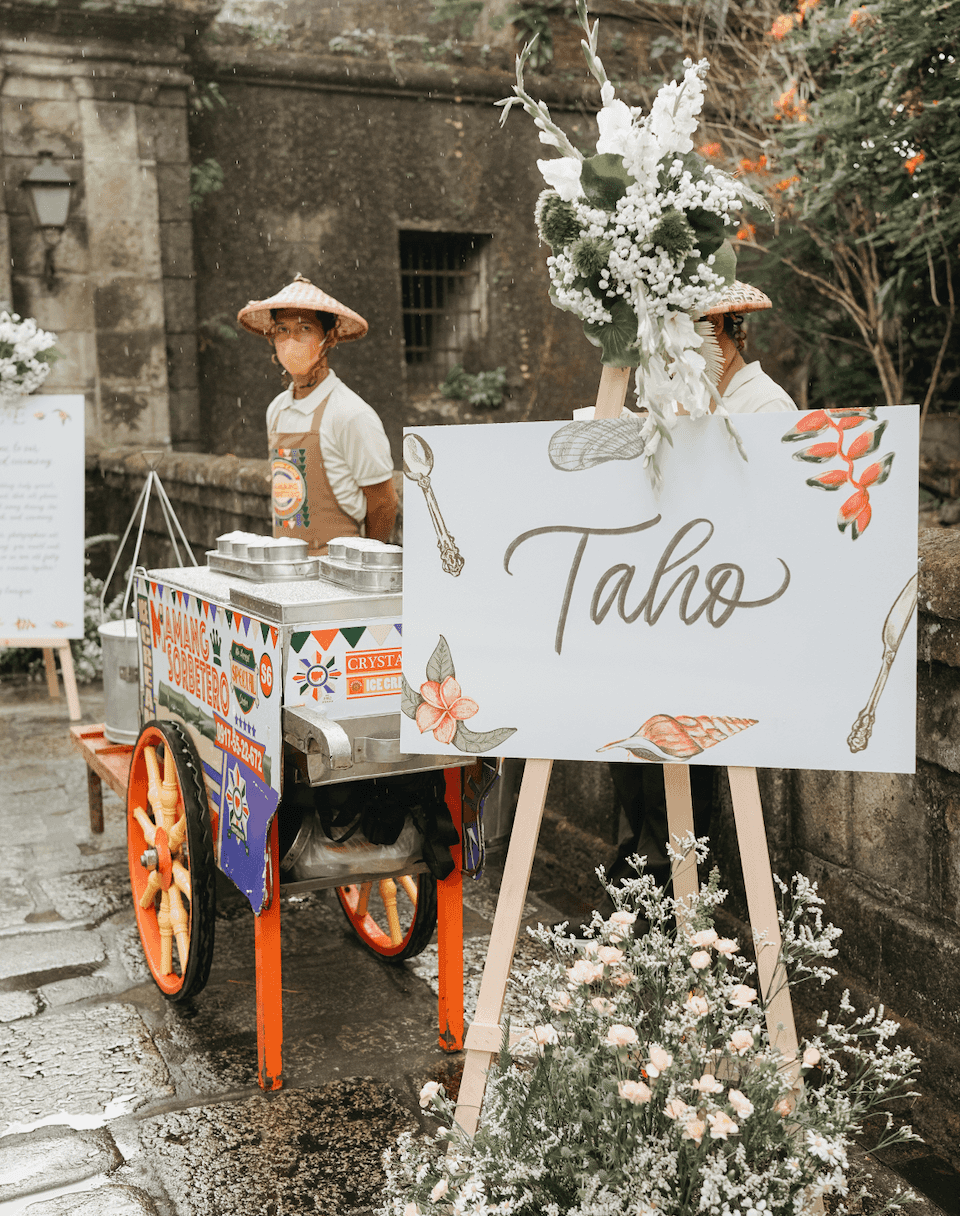 A taho cart in place at the venue
