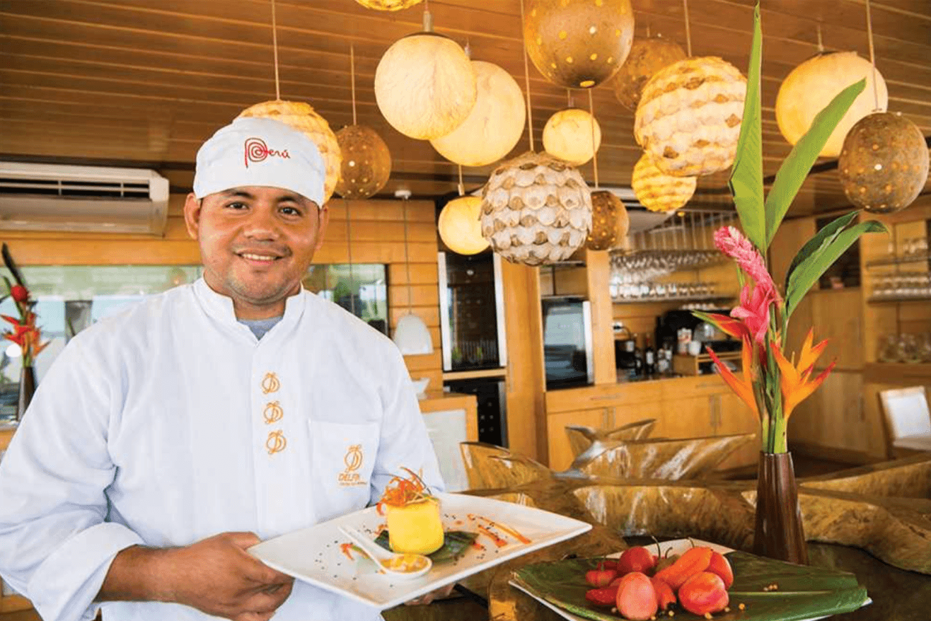 The guests will feast on an Amazonian-Peruvian cuisine aboard the Delfin II