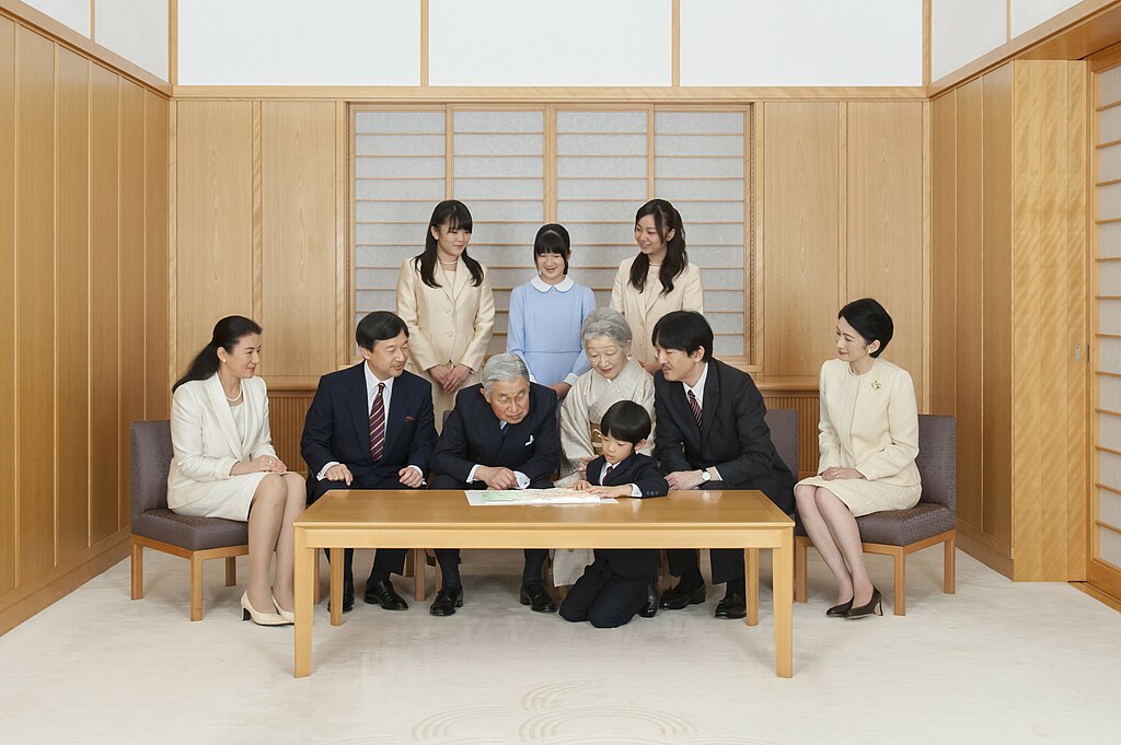 A photo of the Japanese imperial family taken in 2013