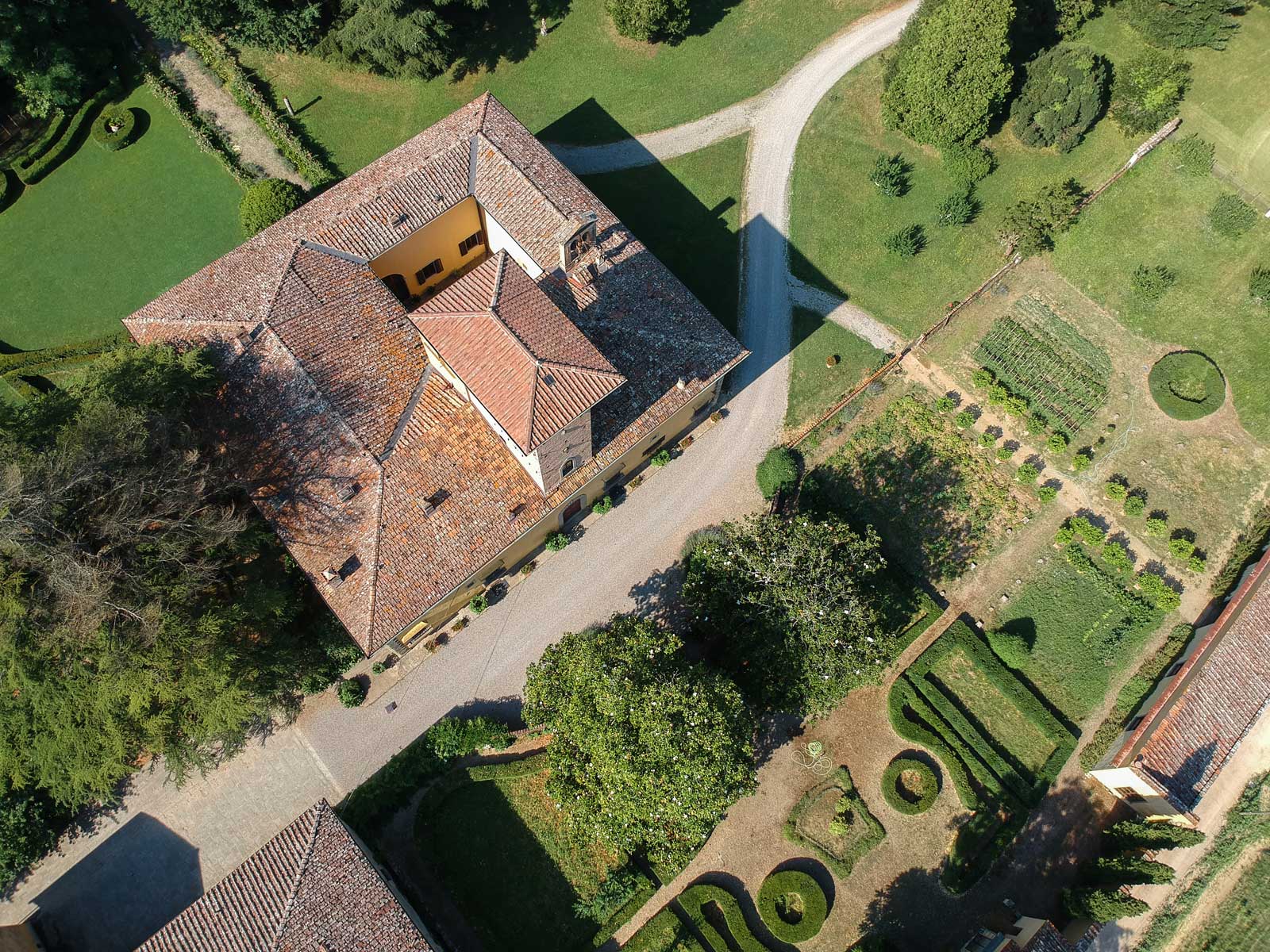Views of Tuscany’s Castello del Monsignore