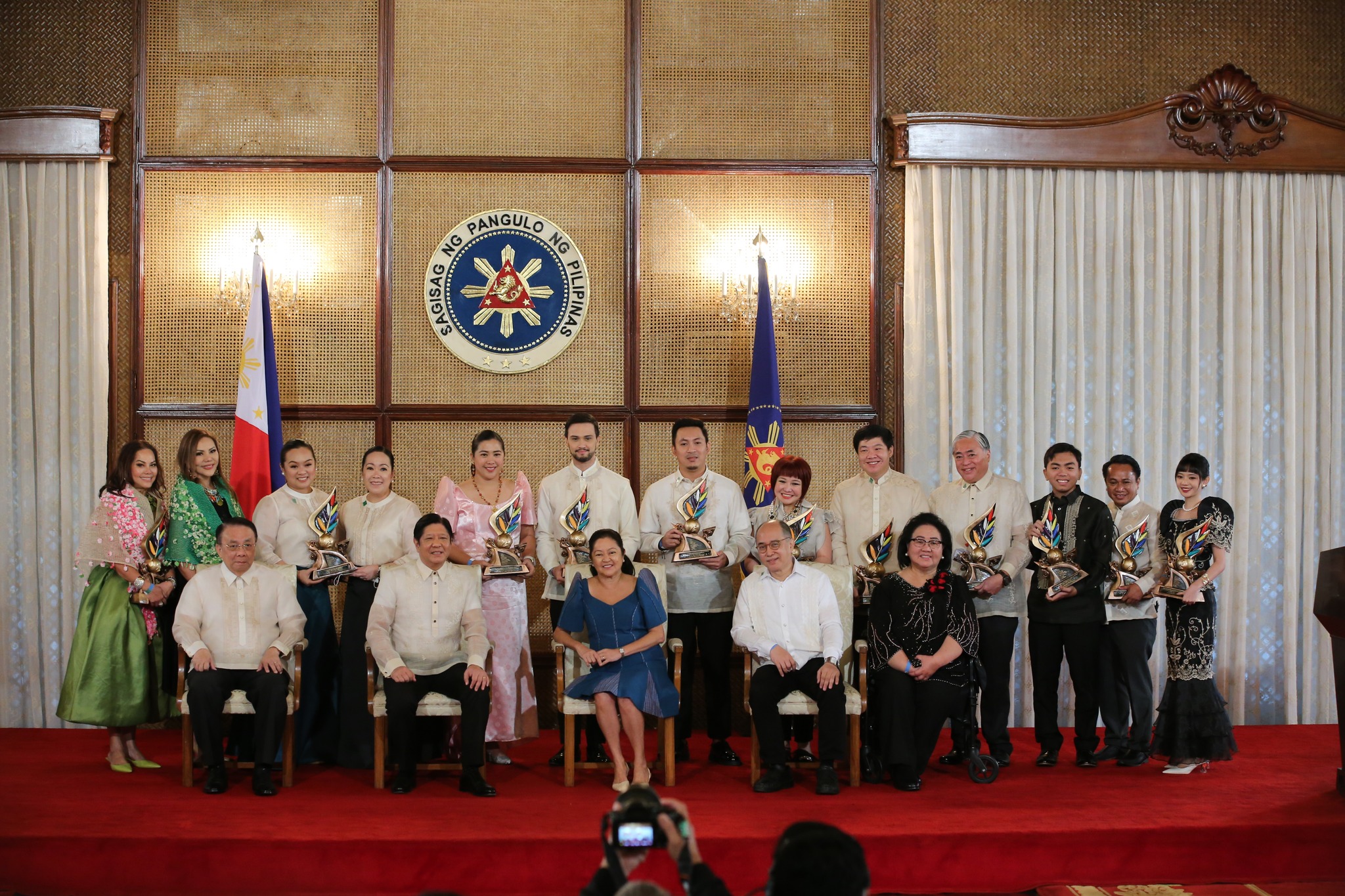 President Ferdinand Marcos Jr. and First Lady Lisa Araneta Marcos with awardees of the 15th Ani ng Dangal last February 2023