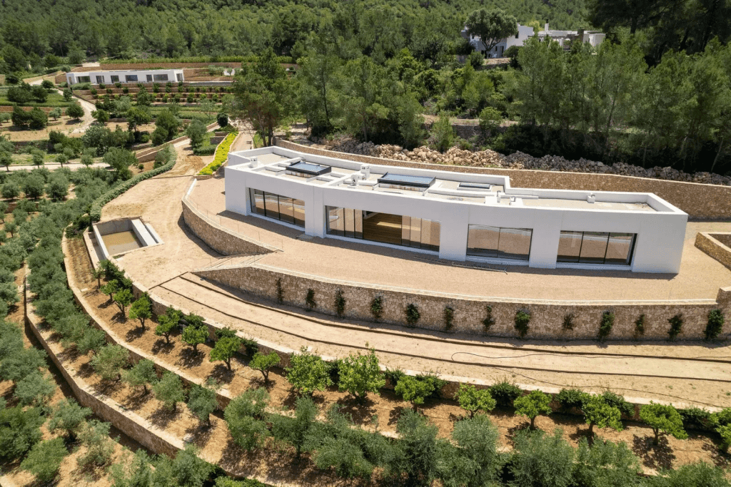 A home with a climate-resilient garden in Ibiza, Barbara Caprara