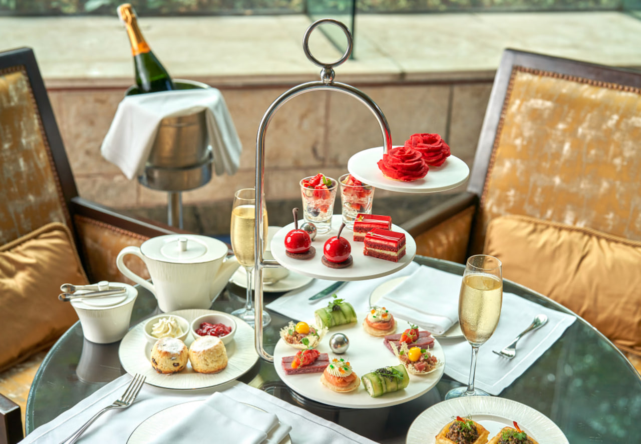 The Lobby Lounge provides a themed afternoon tea set for Valentine's Day