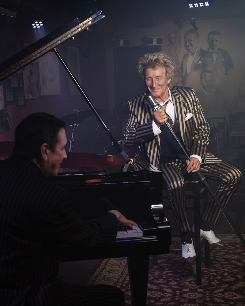 Rod Stewart with Jools Holland on piano