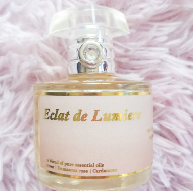 Lumiere Organiceuticals' Organic Eau de Parfum in Eclat de Lumiere/Photo via Lumiere Organiceutical's official website