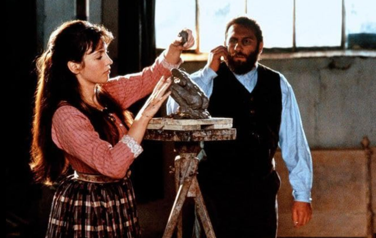 Isabelle Adjani and Gérard Depardieu star as sculptors Camille Claudel and Auguste Rodin