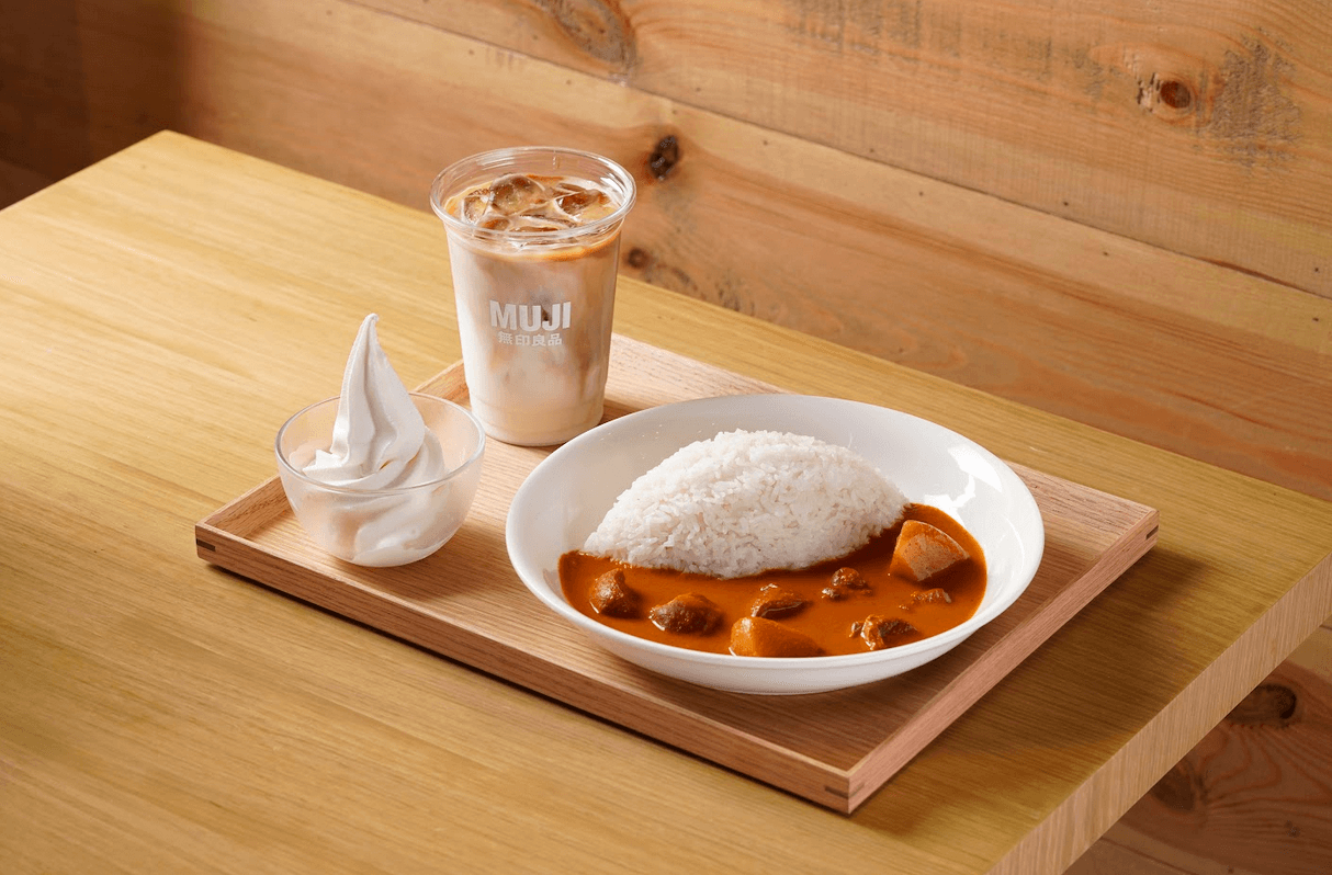 A curry meal at MUJI's Coffee Counter