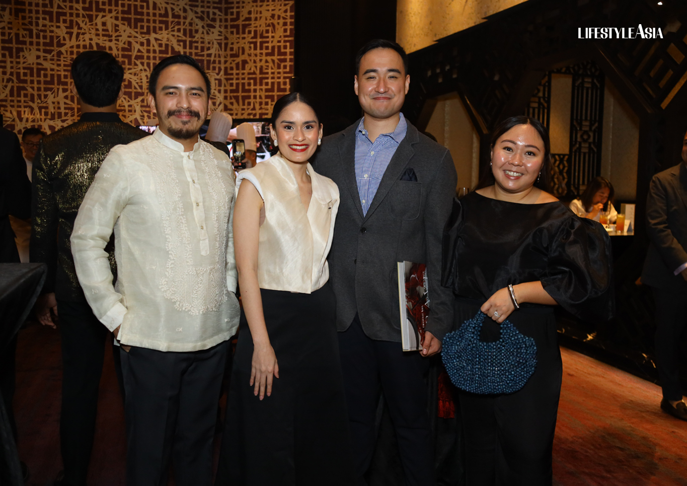 Hapag’s Chef Thirdy Dolatre, Janine Recto, ?, sommelier Erin G. Recto; Pepper Teehankee, Yvonne Yao Lee, El Born’s Chef David Amoros and wife Ivone Romera Figuerola; Mon and Malu Gamboa Lindo of Tsukiji Restaurant, Bobby Tenchavez, Carlo Calma Lorenzana, and Chef J Gamboa annd Gina Gamboa Pimentel of Tsukiji Restaurant; Bobby Tenchavez, Anna Tenchavez, Carlo Calma Lorenzana, and Julia Lorenzana of La Cabrera and Txoko/Asador; Txoko/Asador Chef Albert Mendoza, Gallery by Chele’s Chef Carlos Villaflor, and Janica Apadua; helm’s Chef Josh Boutwood