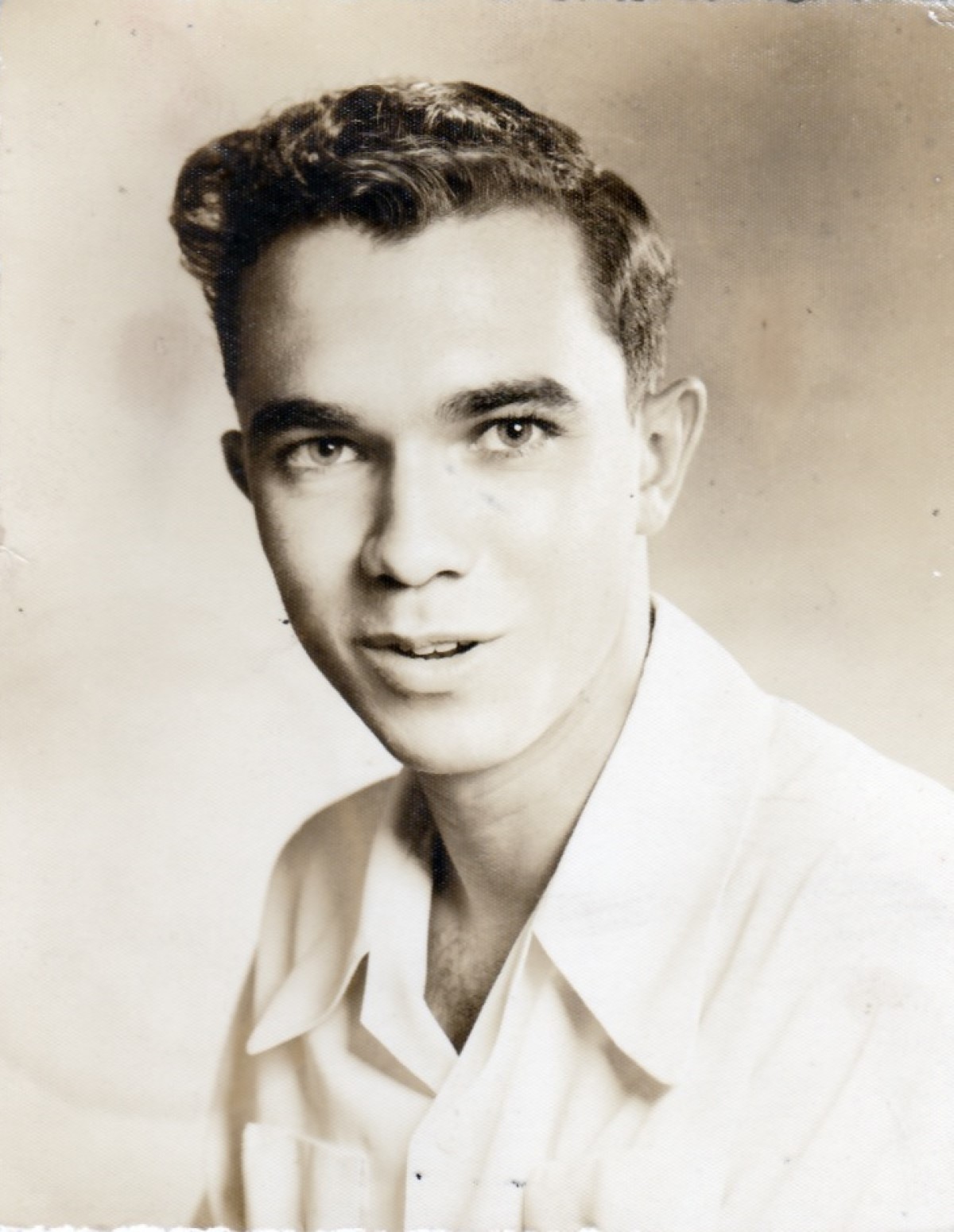 A young Sansó