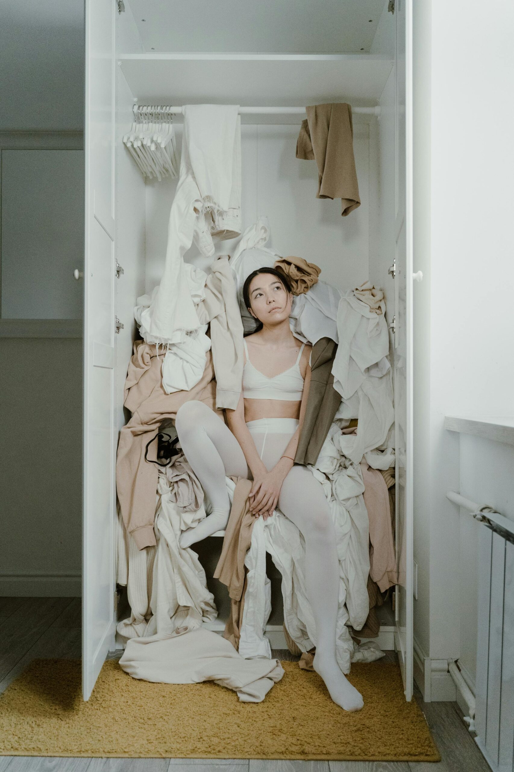 Your Helpful Guide To A Successful Closet Cleanse