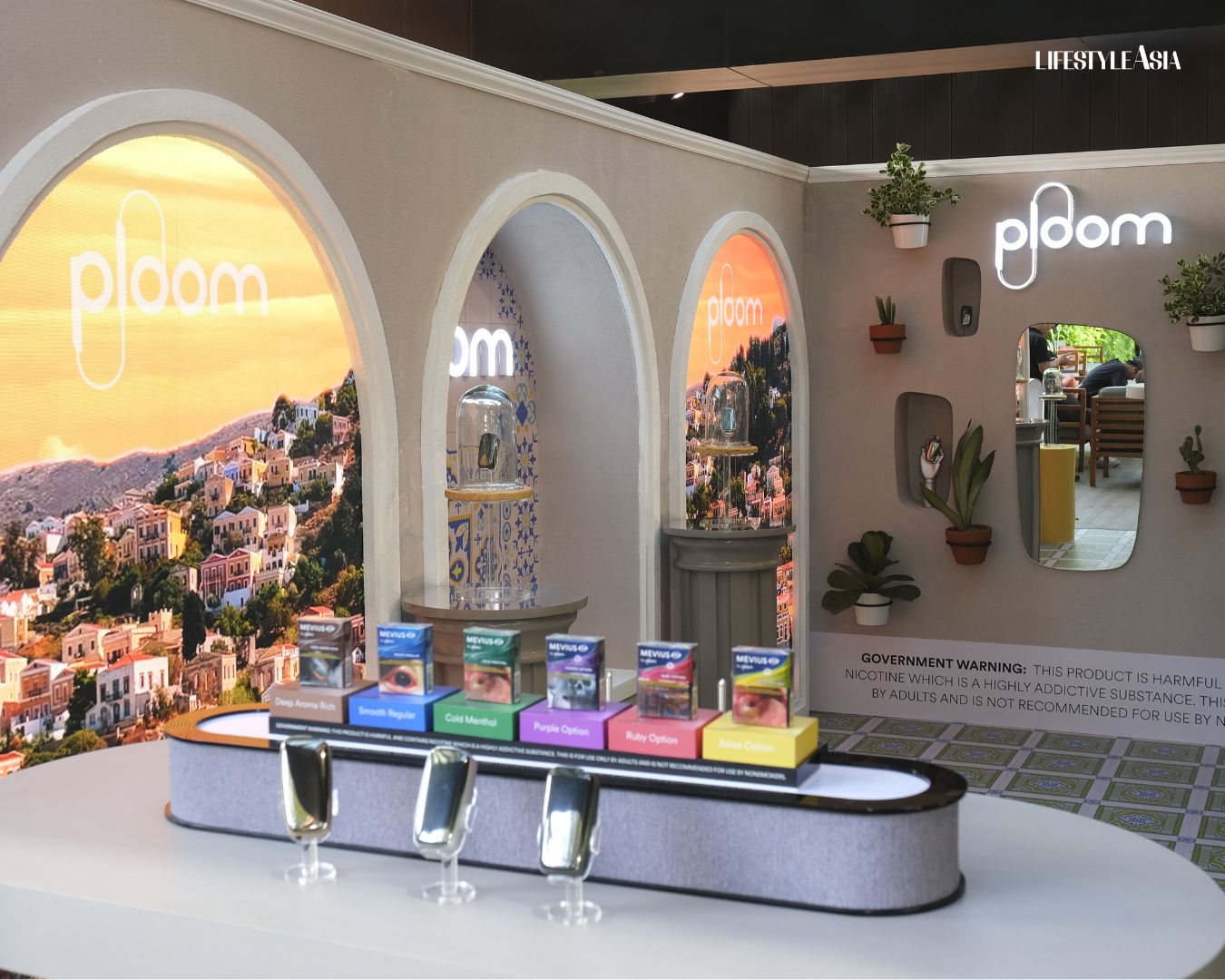 The Ploom Lounge at La Dolce Vita